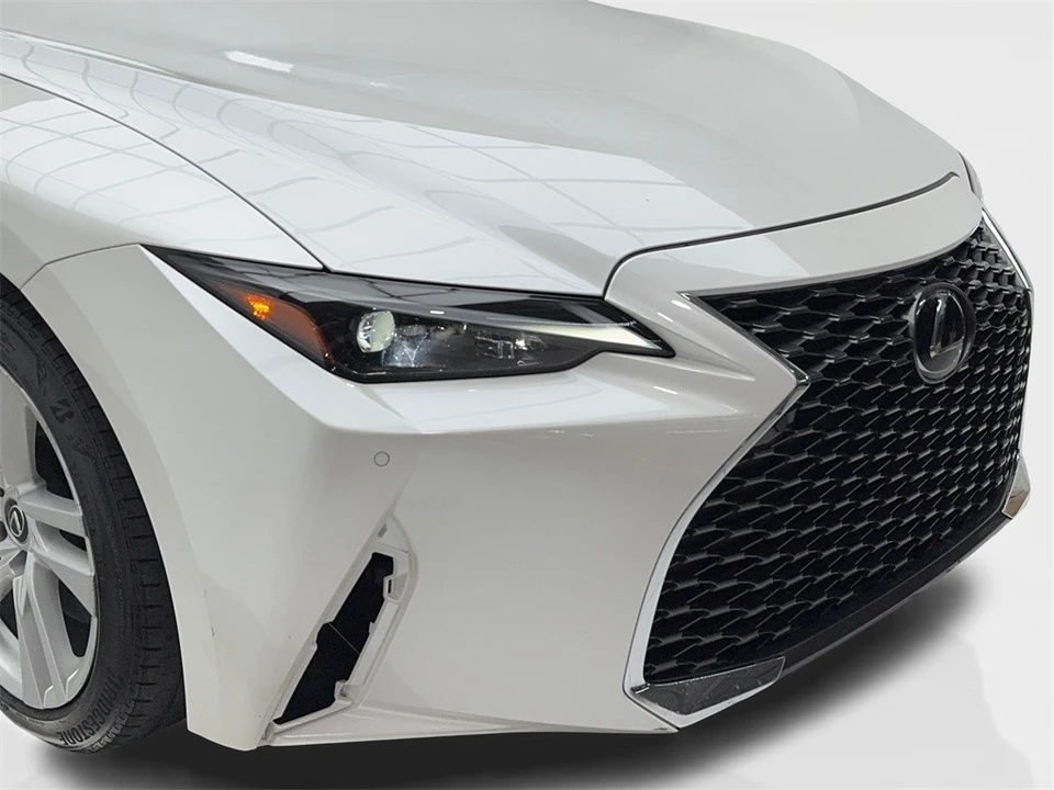 2023 Lexus IS 3rd Gen - Image 3 of 12