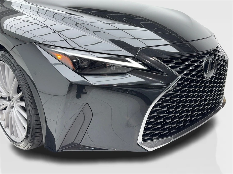 2023 Lexus IS 3rd Gen - Image 3 of 12