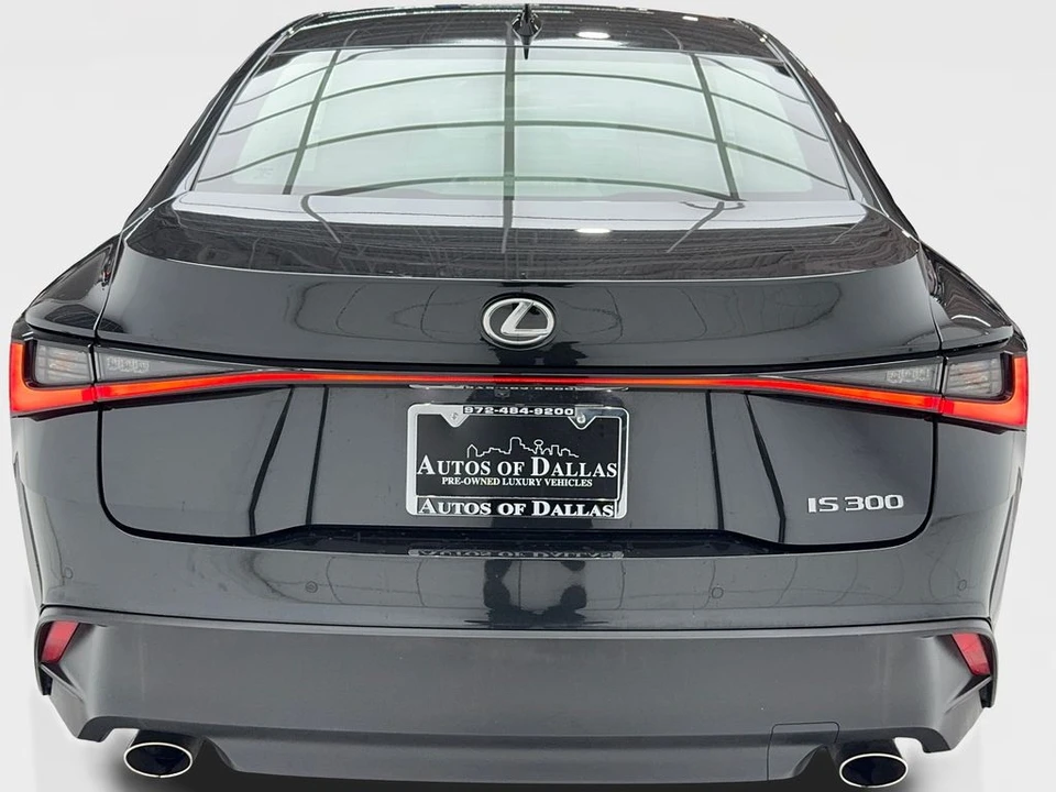 2023 Lexus IS 3rd Gen - Image 11 of 12
