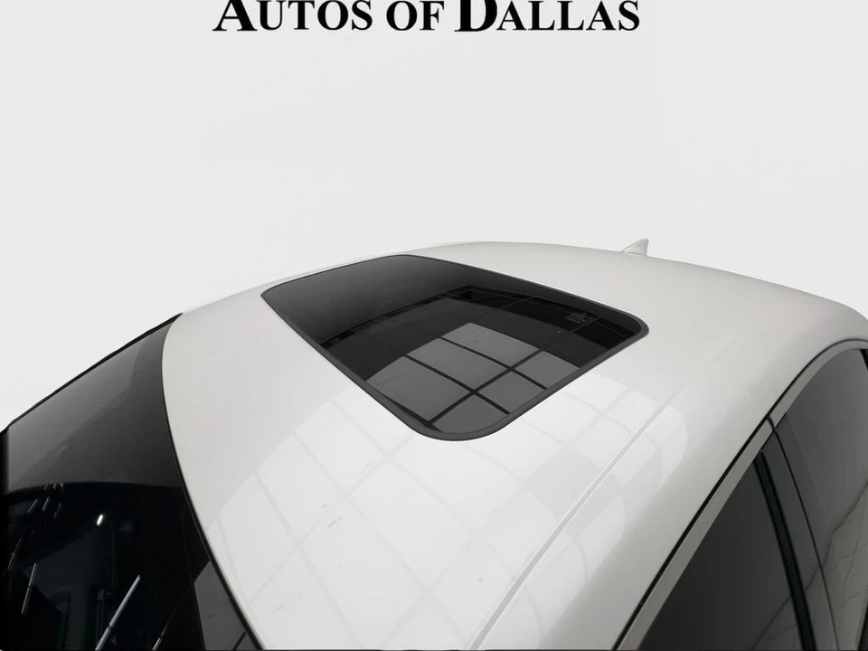 2023 Lexus IS 3rd Gen - Image 11 of 31