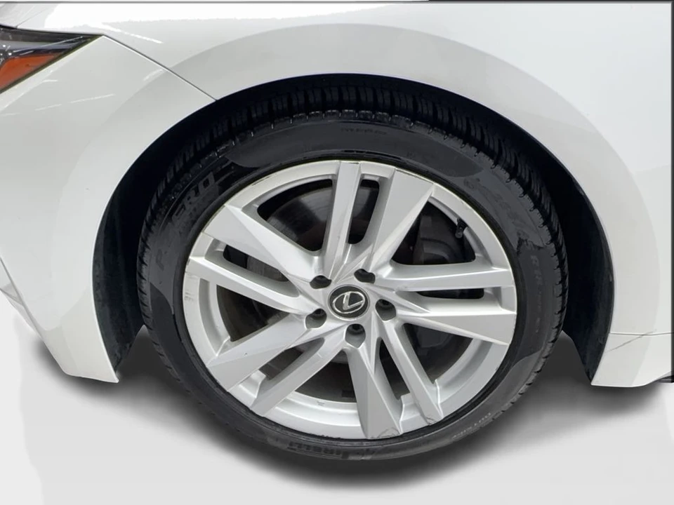 2023 Lexus IS 3rd Gen - Image 13 of 31