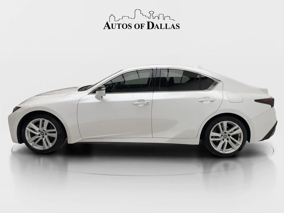 2023 Lexus IS 3rd Gen - Image 5 of 31