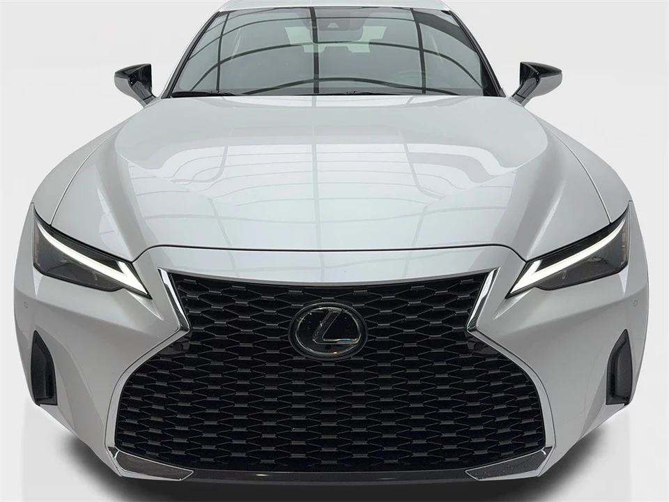 2023 Lexus IS 3rd Gen - Image 4 of 12
