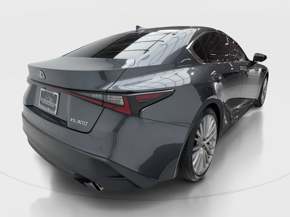 2023 Lexus IS 3rd Gen - Image 7 of 31