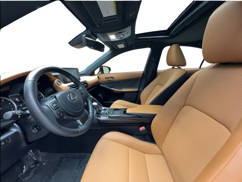 2023 Lexus IS 3rd Gen - Image 20 of 31