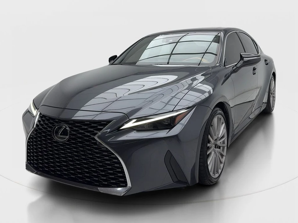 2023 Lexus IS 3rd Gen - Image 4 of 31