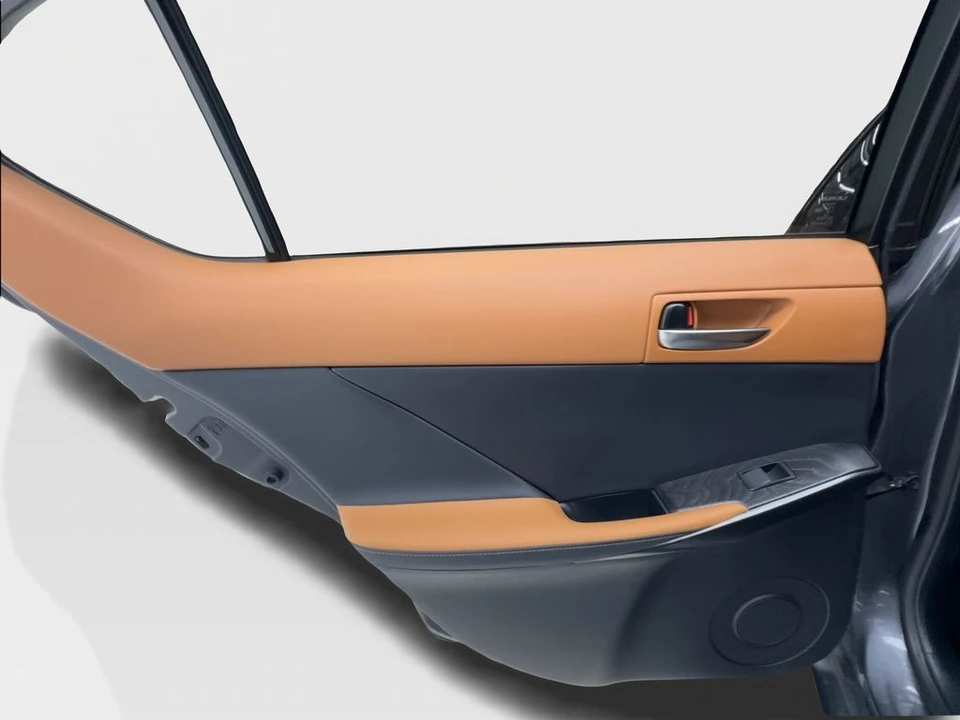 2023 Lexus IS 3rd Gen - Image 26 of 31
