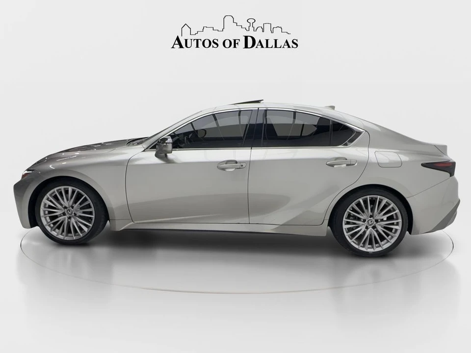 2023 Lexus IS 3rd Gen - Image 5 of 31