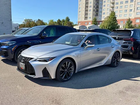 2023 Lexus IS 300 AWD F Sport 2