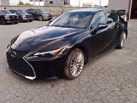 2023 Lexus IS300 AWD Luxury