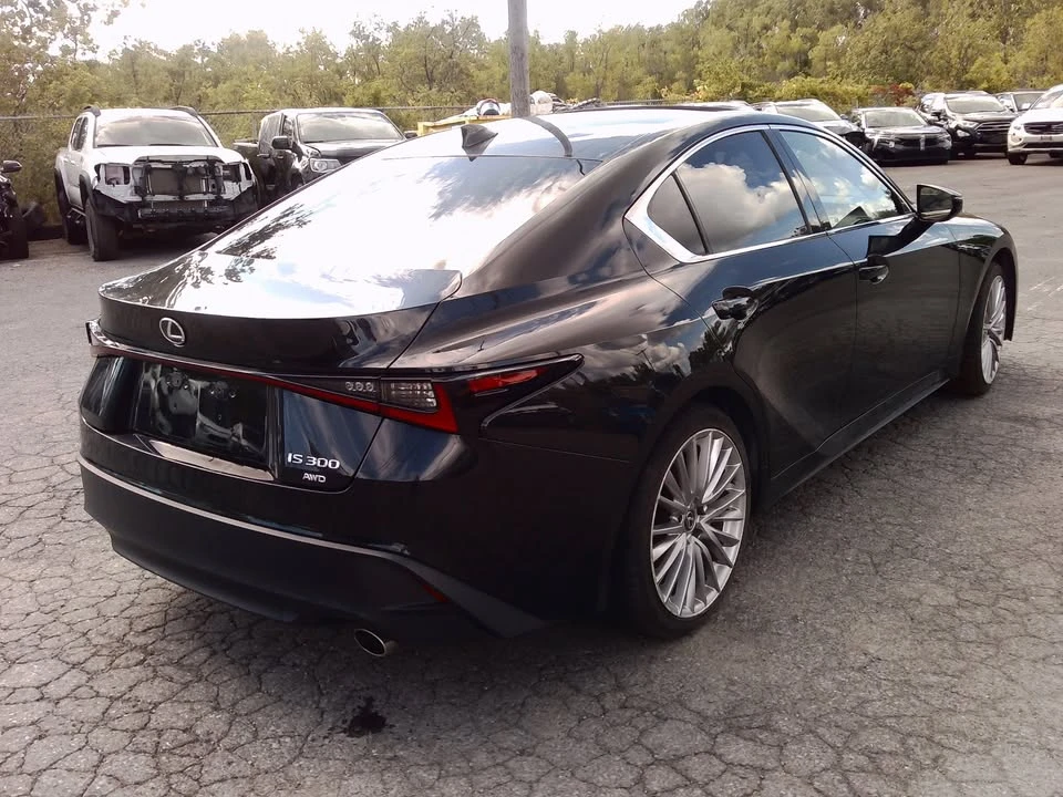 2023 Lexus IS 3rd Gen - Image 5 of 17