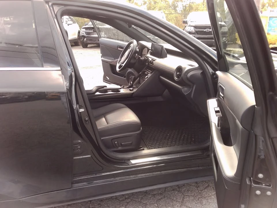 2023 Lexus IS 3rd Gen - Image 11 of 17