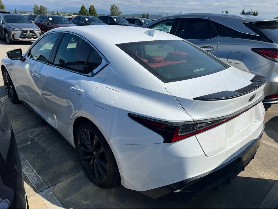 2023 Lexus RC F - Image 5 of 14