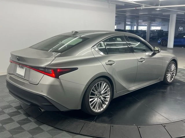 2023 Lexus IS 3rd Gen - Image 4 of 8