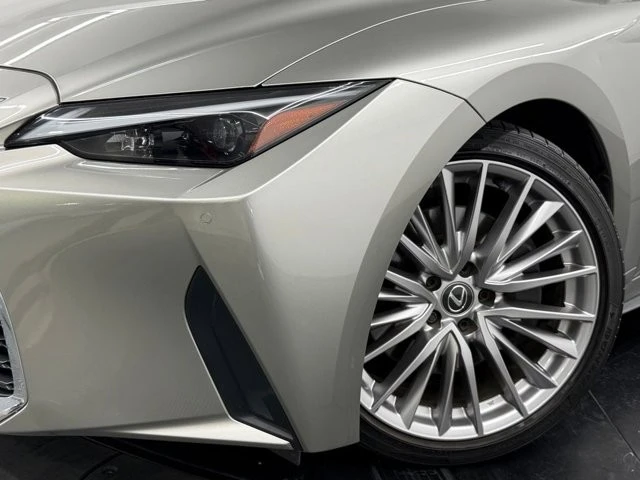 2023 Lexus IS 3rd Gen - Image 4 of 21