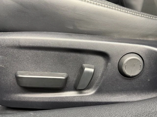 2023 Lexus IS 3rd Gen - Image 21 of 21