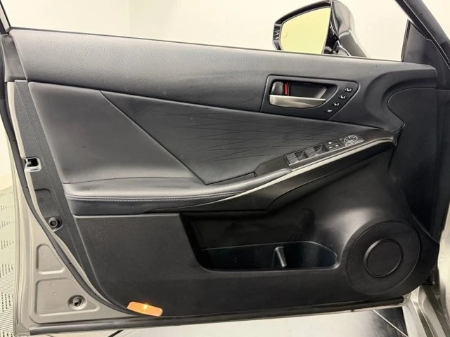 2023 Lexus IS 3rd Gen - Image 17 of 21