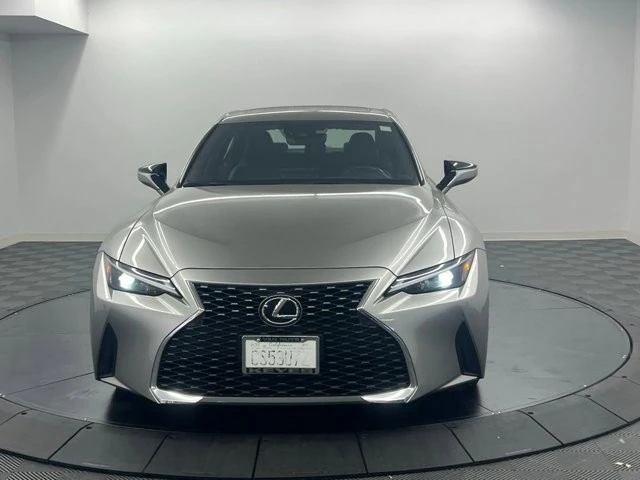 2023 Lexus IS 3rd Gen - Image 5 of 8
