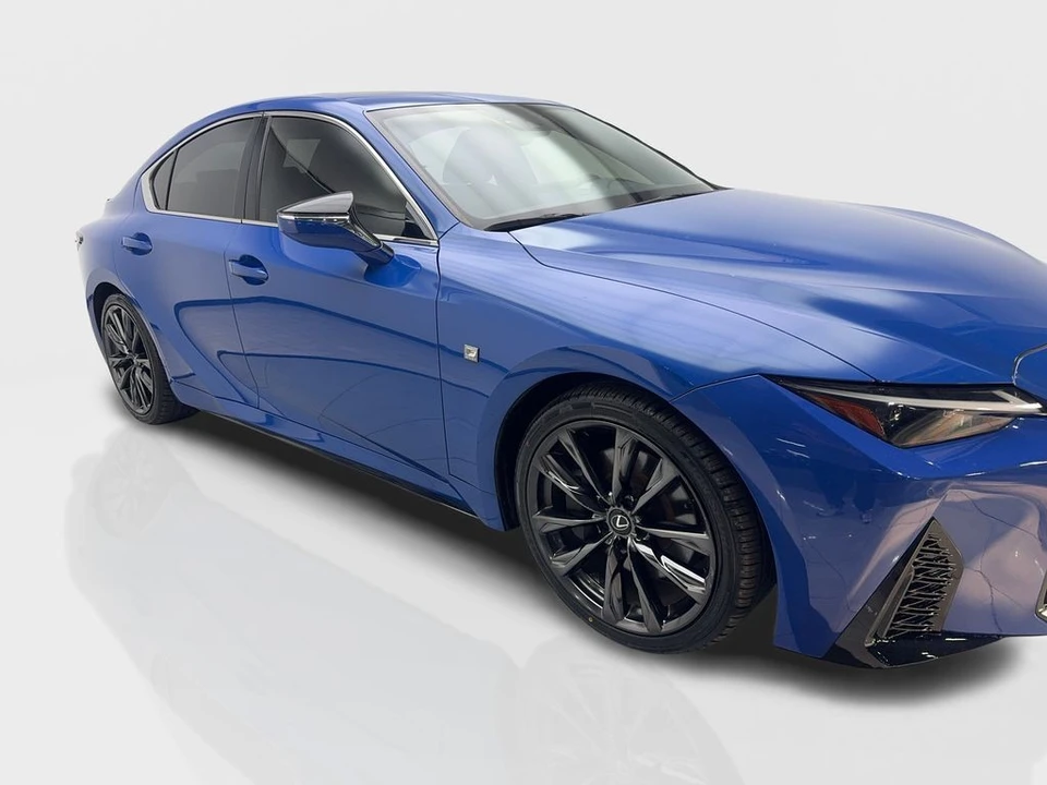 2023 Lexus IS 3rd Gen - Image 12 of 21