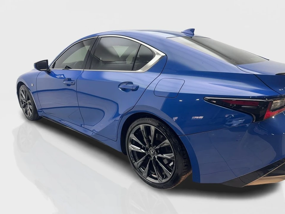 2023 Lexus IS 3rd Gen - Image 14 of 21