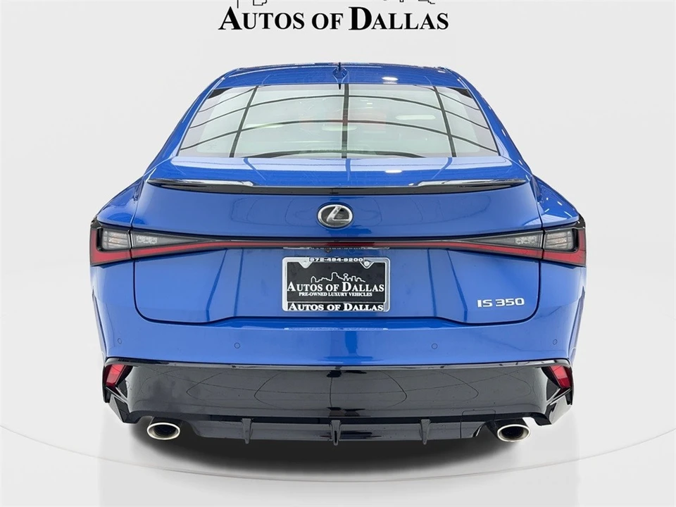 2023 Lexus IS 3rd Gen - Image 11 of 12