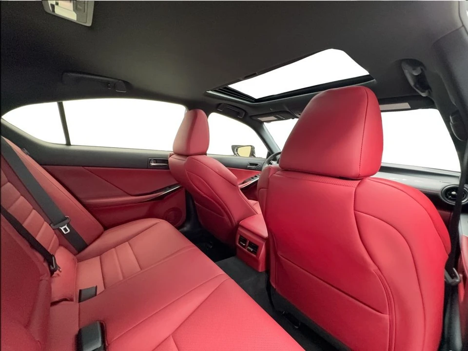2023 Lexus IS 3rd Gen - Image 26 of 31