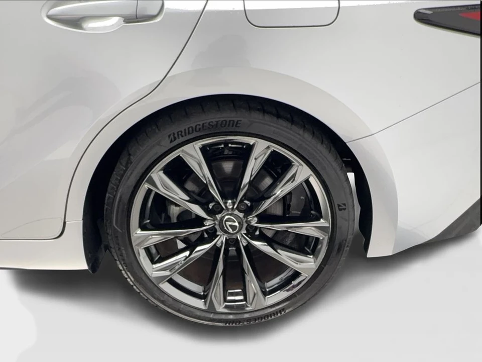 2023 Lexus IS 3rd Gen - Image 12 of 31