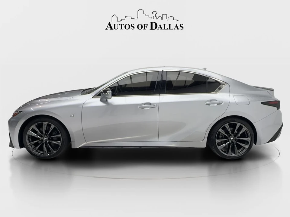 2023 Lexus IS 3rd Gen - Image 5 of 31