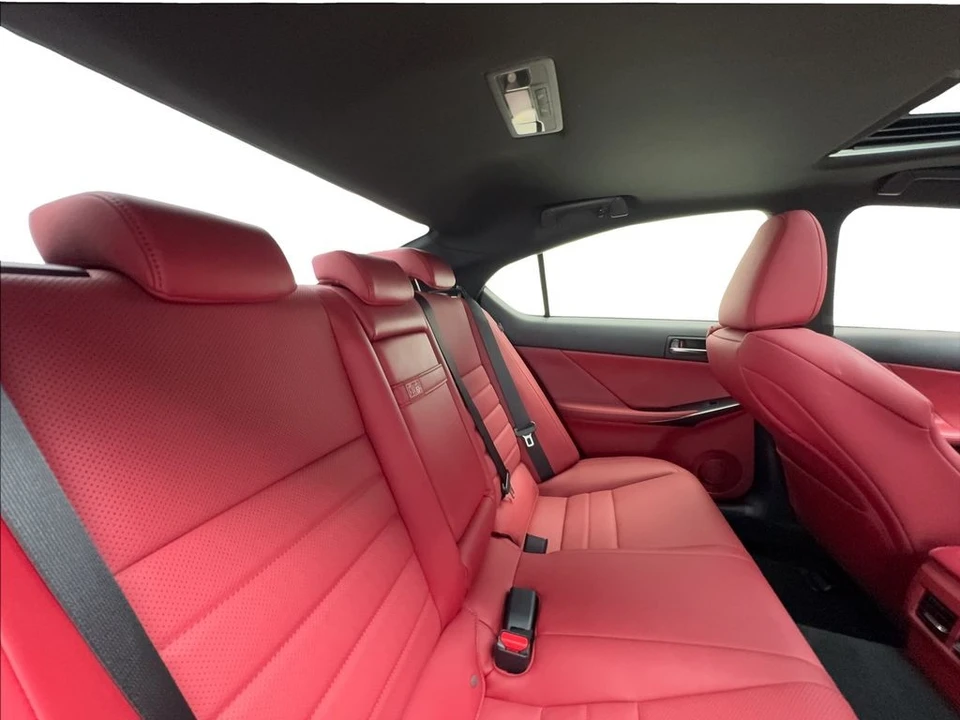 2023 Lexus IS 3rd Gen - Image 27 of 31