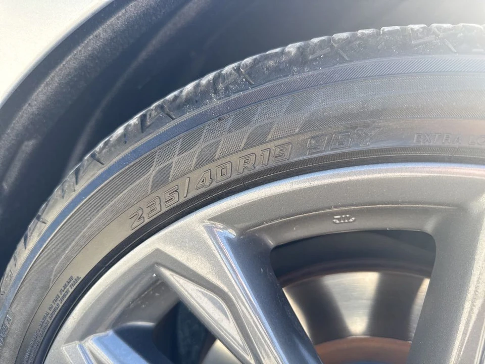 2023 Lexus IS 3rd Gen - Image 29 of 31