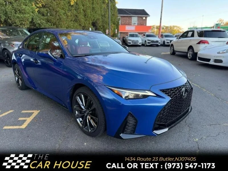 2023 Lexus IS 3rd Gen - Image 5 of 12