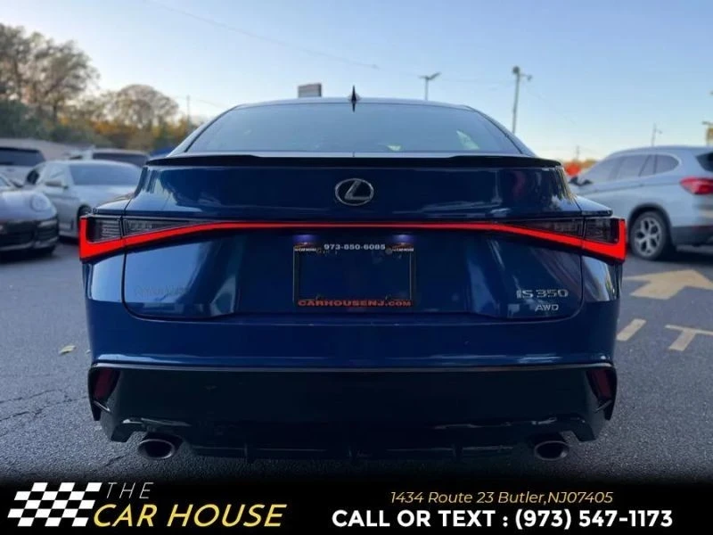 2023 Lexus IS 3rd Gen - Image 10 of 12