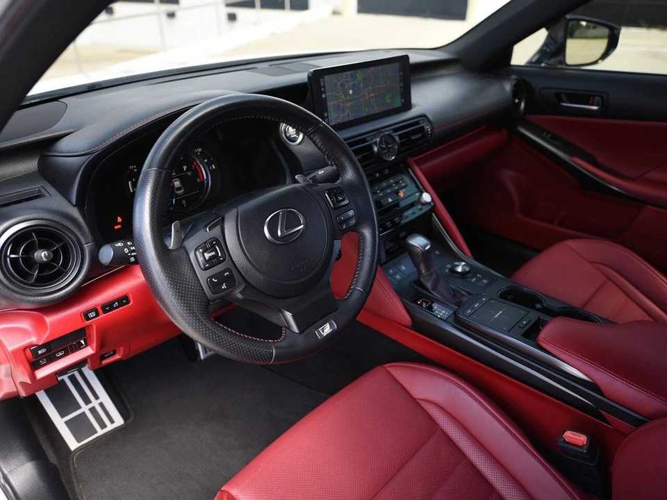 2023 Lexus IS 3rd Gen - Image 13 of 21