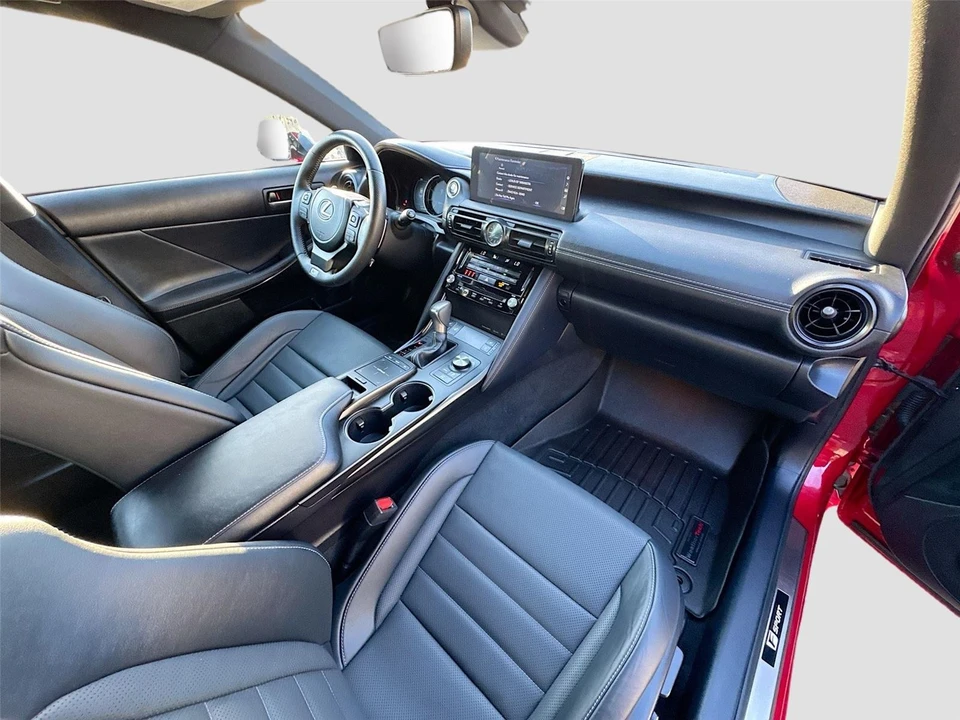 2023 Lexus IS 3rd Gen - Image 15 of 16