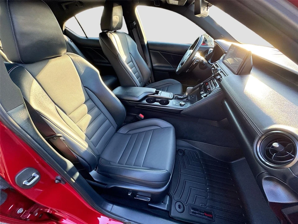 2023 Lexus IS 3rd Gen - Image 14 of 16