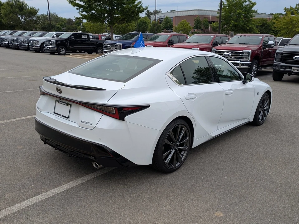 2023 Lexus IS 3rd Gen - Image 4 of 31