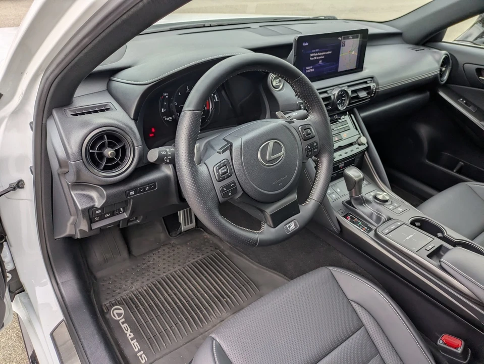 2023 Lexus IS 3rd Gen - Image 14 of 31