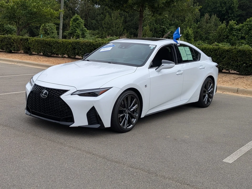 2023 Lexus IS 3rd Gen - Image 8 of 31