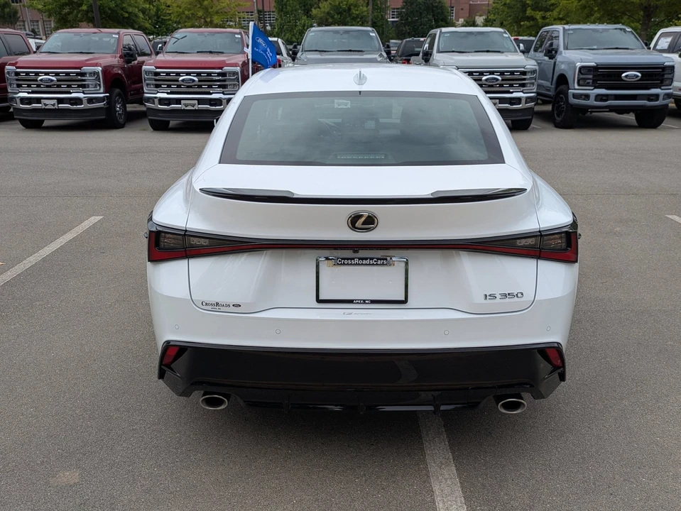 2023 Lexus IS 3rd Gen - Image 5 of 31