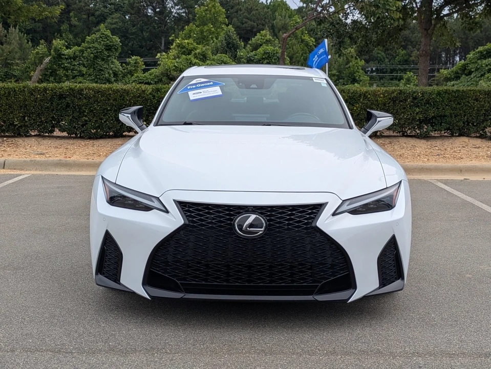 2023 Lexus IS 3rd Gen - Image 9 of 31