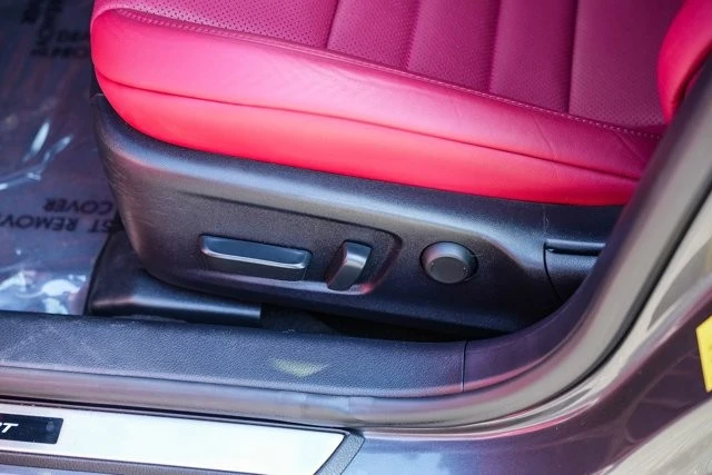 2023 Lexus IS 3rd Gen - Image 20 of 31