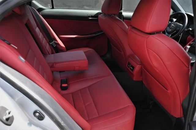 2023 Lexus IS 3rd Gen - Image 17 of 20
