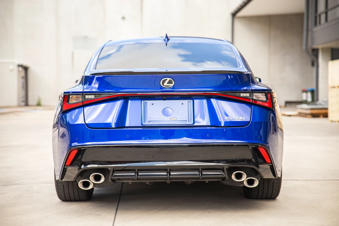 2023 Lexus IS 3rd Gen - Image 14 of 31