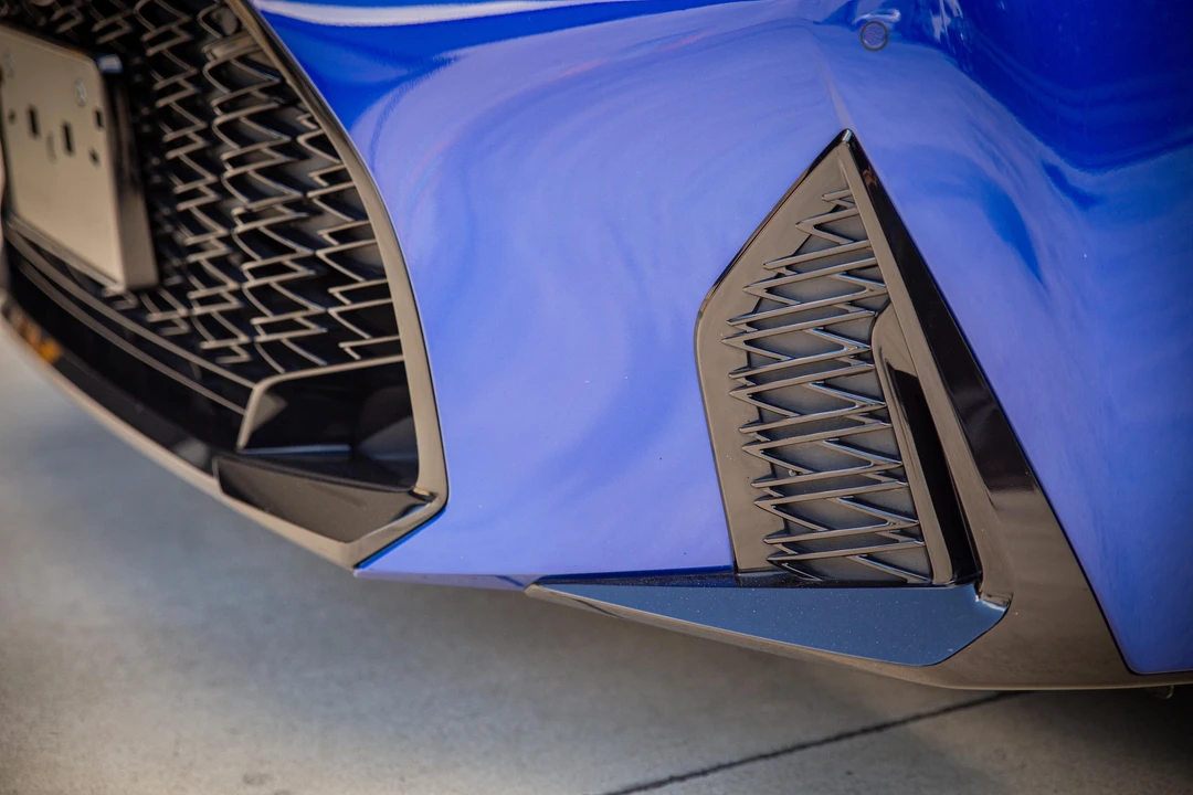 2023 Lexus IS 3rd Gen - Image 25 of 31