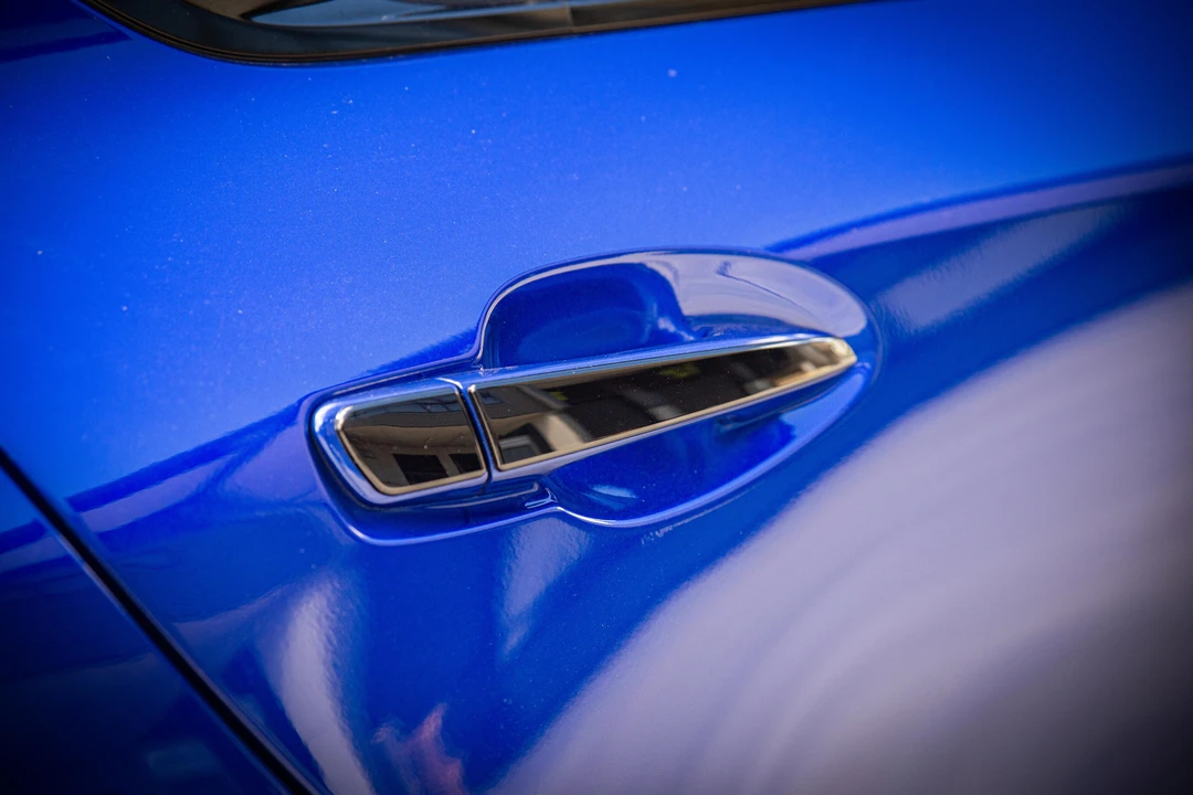 2023 Lexus IS 3rd Gen - Image 28 of 31
