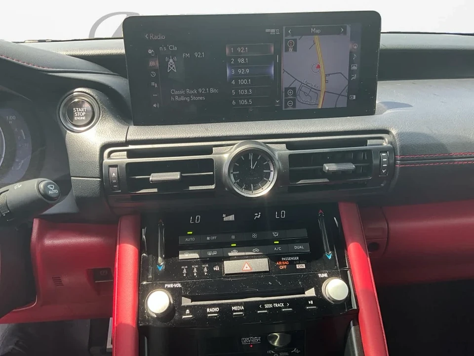2023 Lexus IS 3rd Gen - Image 21 of 27