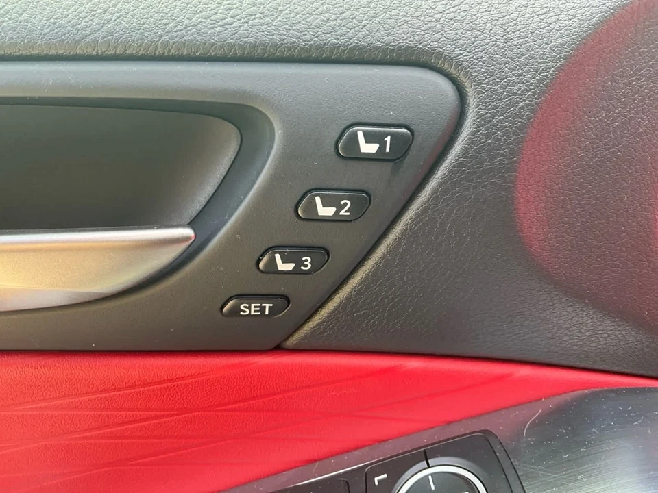 2023 Lexus IS 3rd Gen - Image 18 of 27