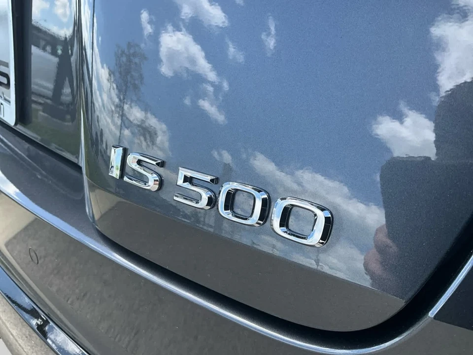2023 Lexus IS 3rd Gen - Image 26 of 27