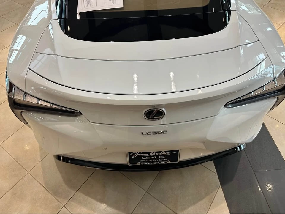 2023 Lexus LC - Image 7 of 17