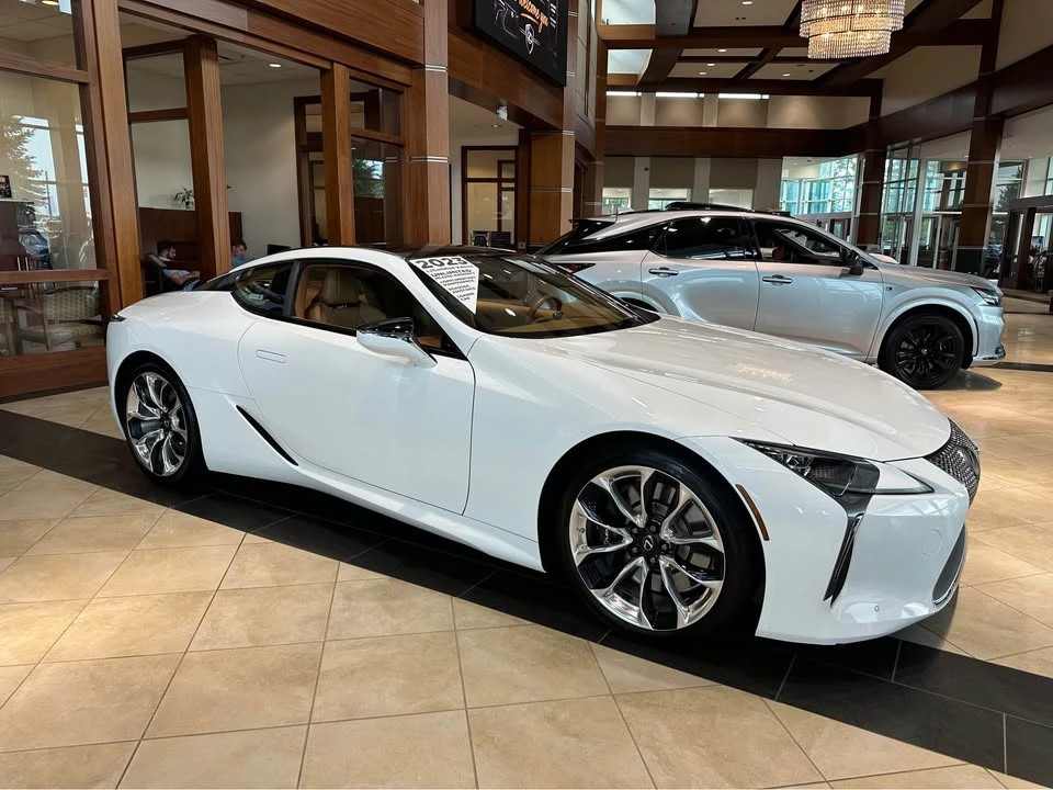2023 Lexus LC - Image 3 of 17